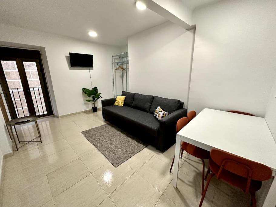 Little Horse Apartments 2 Tarragona Ngoại thất bức ảnh