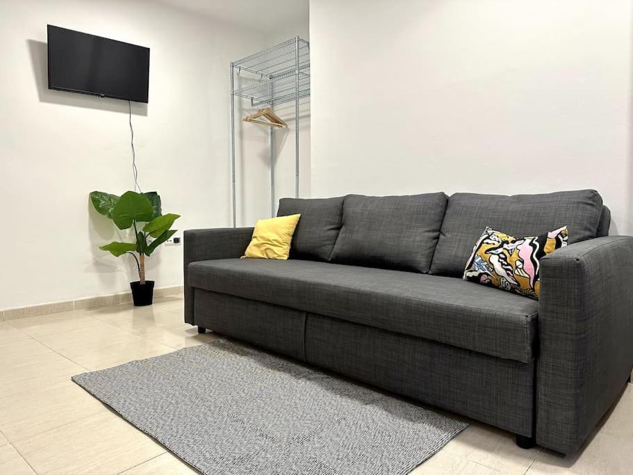 Little Horse Apartments 2 Tarragona Ngoại thất bức ảnh